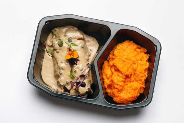 Chargrilled Grass Fed Rump With Peppercorn Sauce